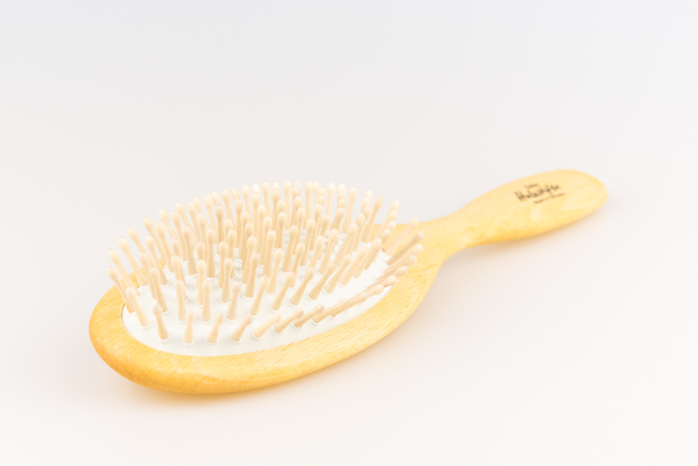 Haarbürste Holzstifte groß oval